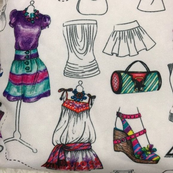 Project Runway Fashion Design Light-Box Lap Desk Set - Picture 9 of 16